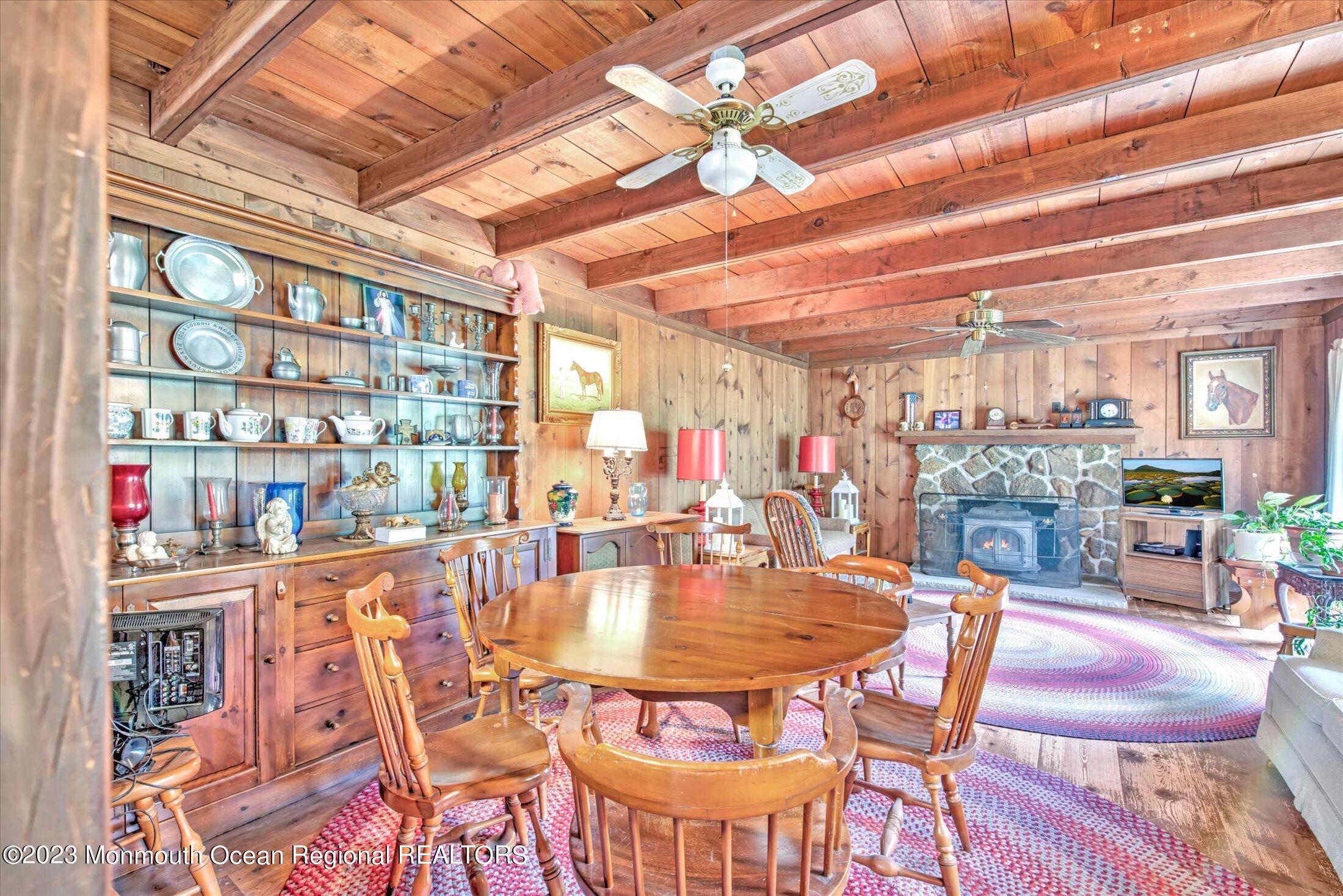 276 Millstone Road Perrineville, NJ 08535 - Photo 5 of 25 08-LIVING ROOM