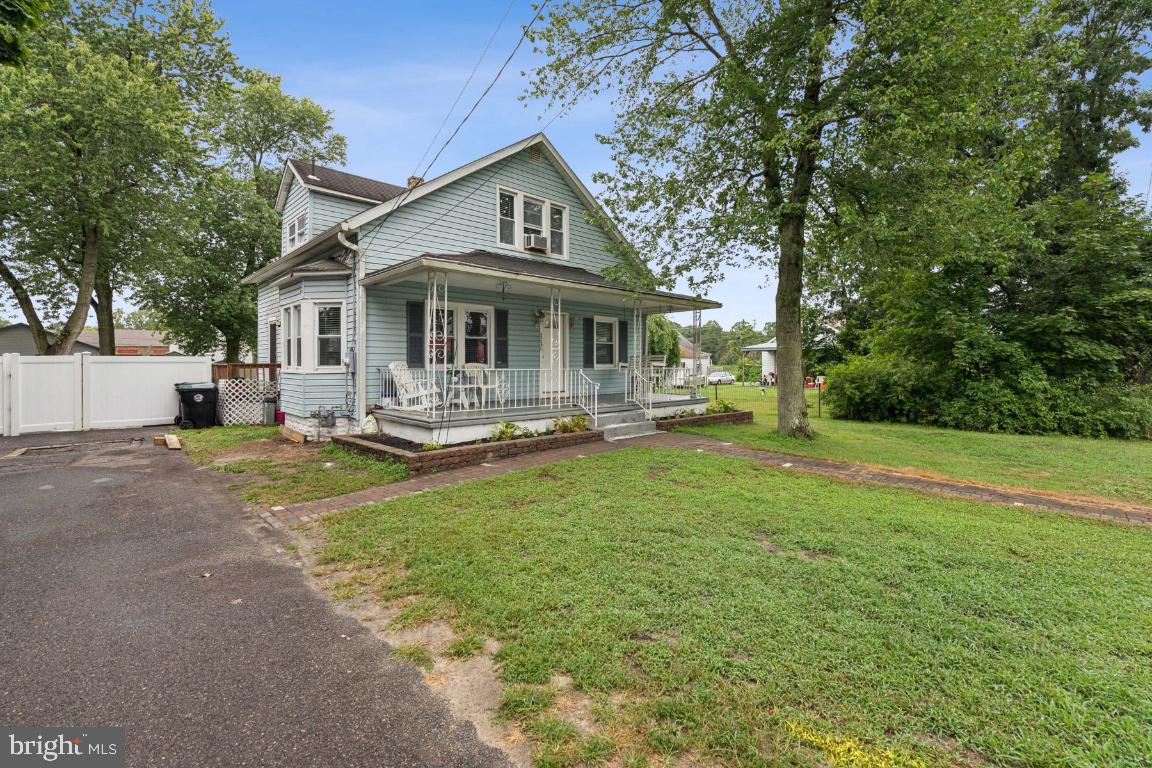 523 Main Avenue Berlin, NJ 08009 - Photo 2 of 23