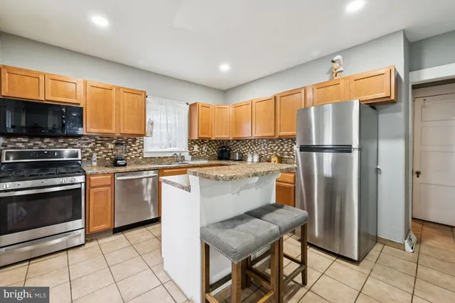 $319,000 | 523 Main Avenue, Berlin, NJ 08009