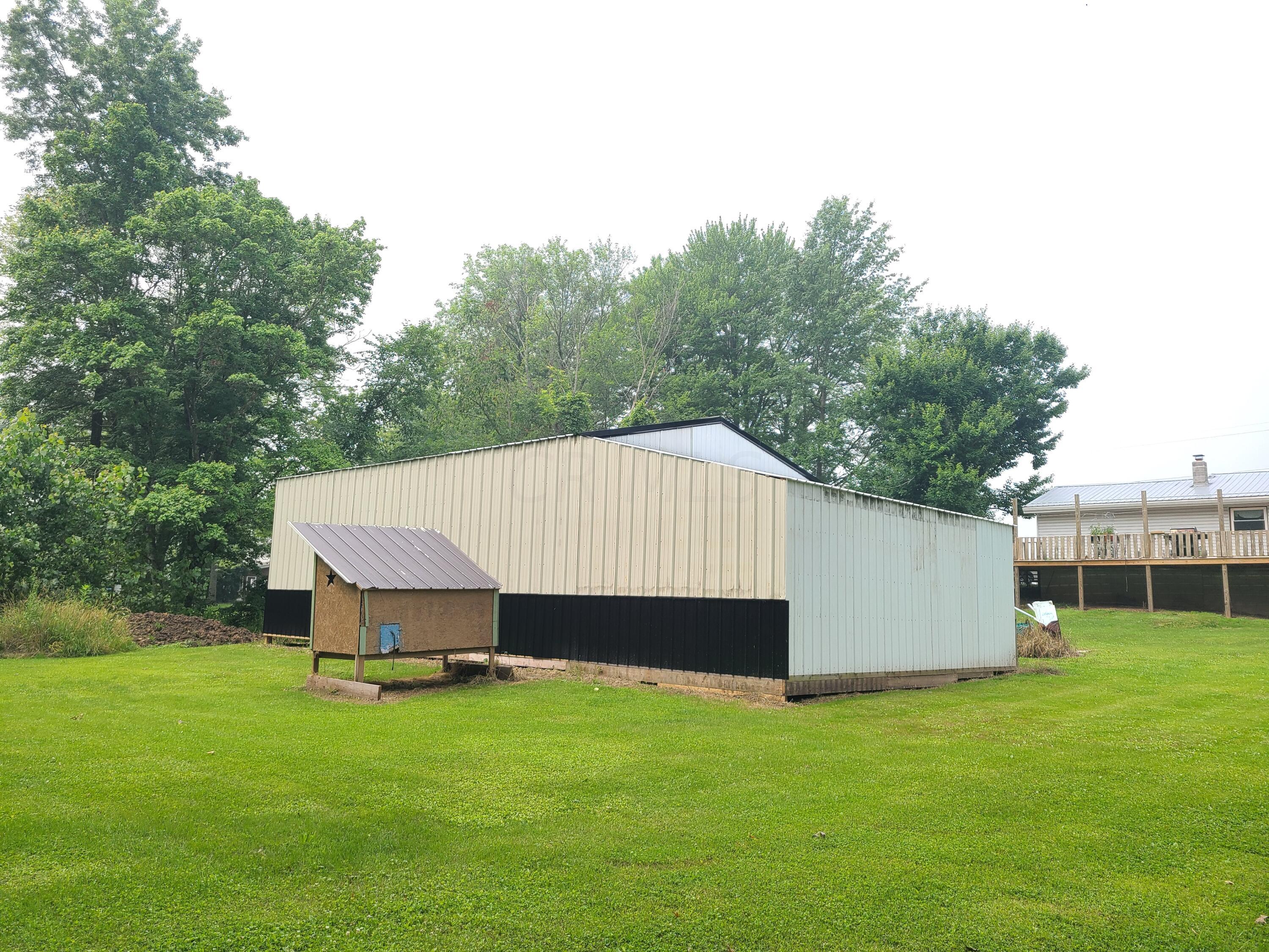 815 Horning Road Mansfield, OH 44903 - Photo 6 of 29 20230628_115817