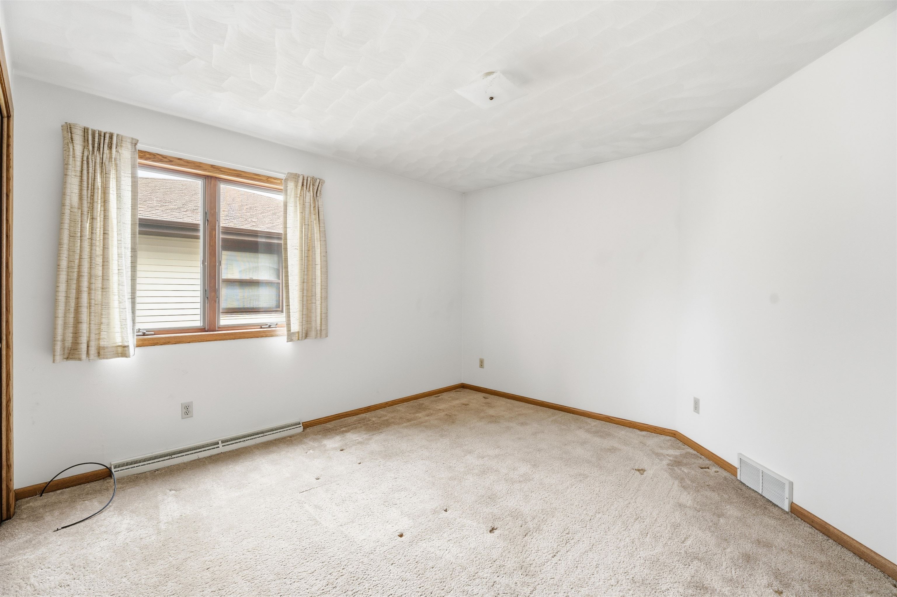 3411 North Marcos Lane Appleton, WI 54911 - Photo 12 of 20