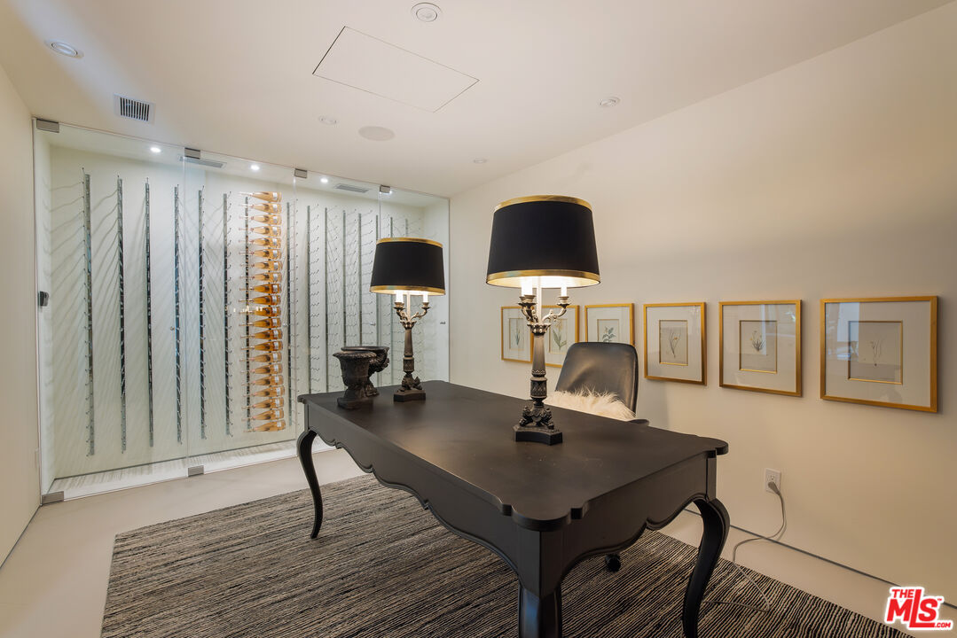 1074 Chantilly Road Los Angeles, CA 90077 - Photo 57 of 64