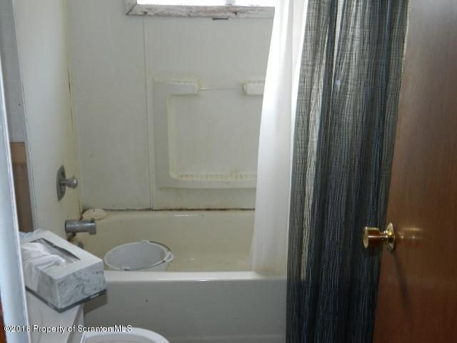 59 Davison Road Factoryville, PA 18419 - Photo 4 of 14 Gallery Image 4