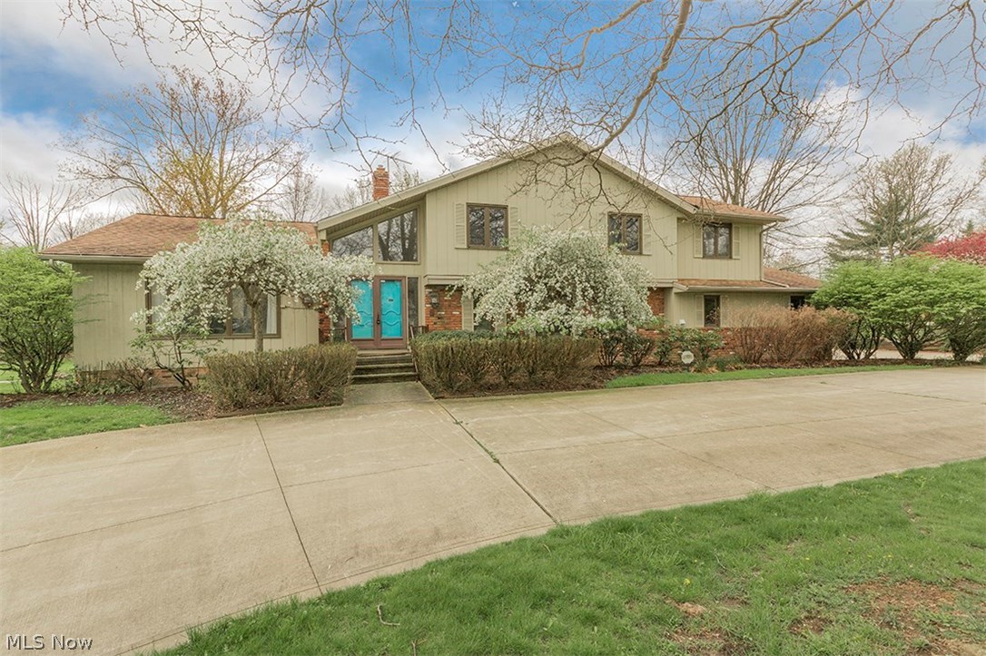 29400 Bryce Road Cleveland, OH 44124 - Photo 1 of 35