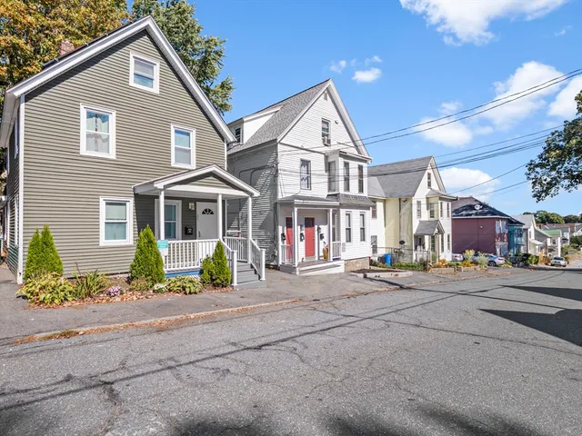 $499,000 | 85 B Street, Lowell, MA 01851