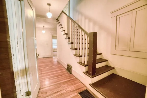 $354,900 | 421 North D Street, Madera, CA 93638