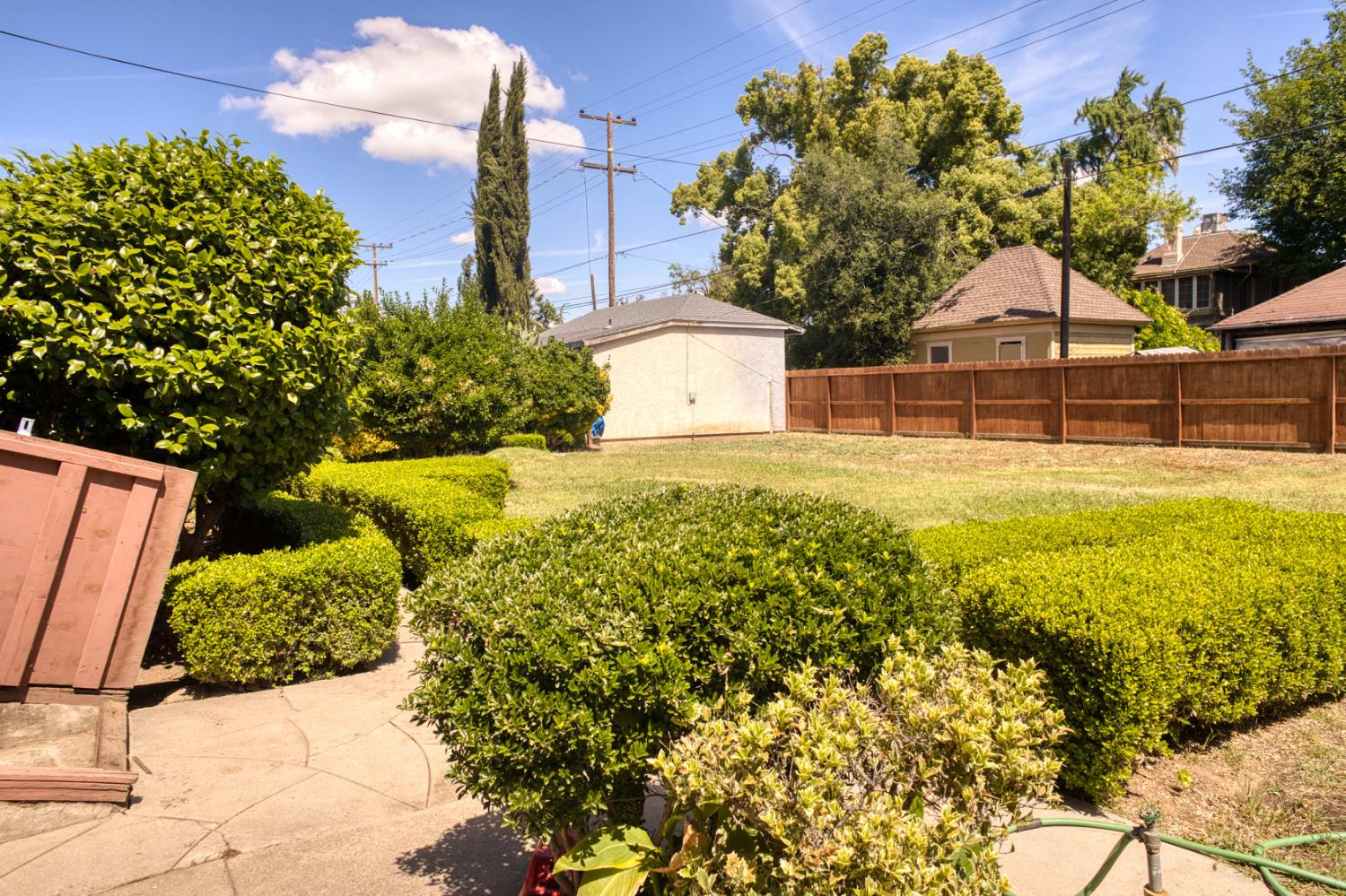 421 North D Street Madera, CA 93638 - Photo 29 of 35