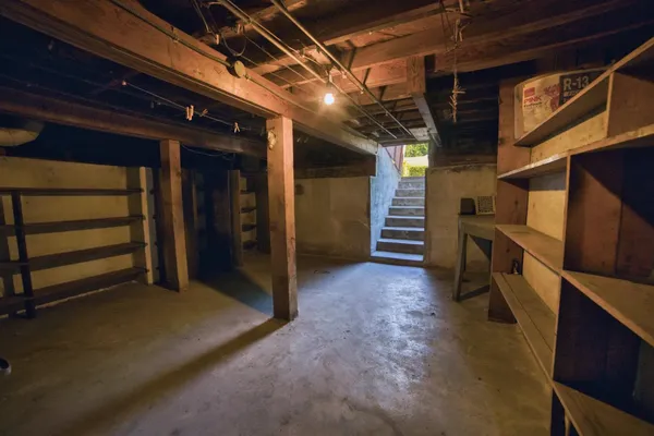 $354,900 | 421 North D Street, Madera, CA 93638