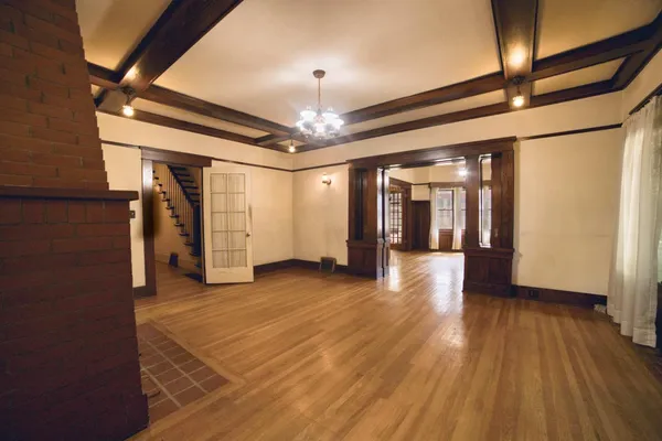 $354,900 | 421 North D Street, Madera, CA 93638