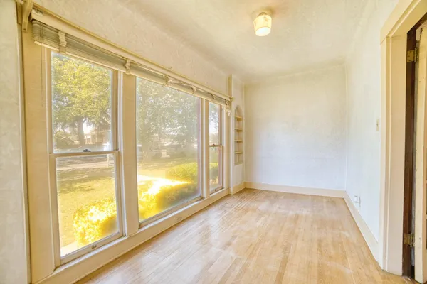 $354,900 | 421 North D Street, Madera, CA 93638