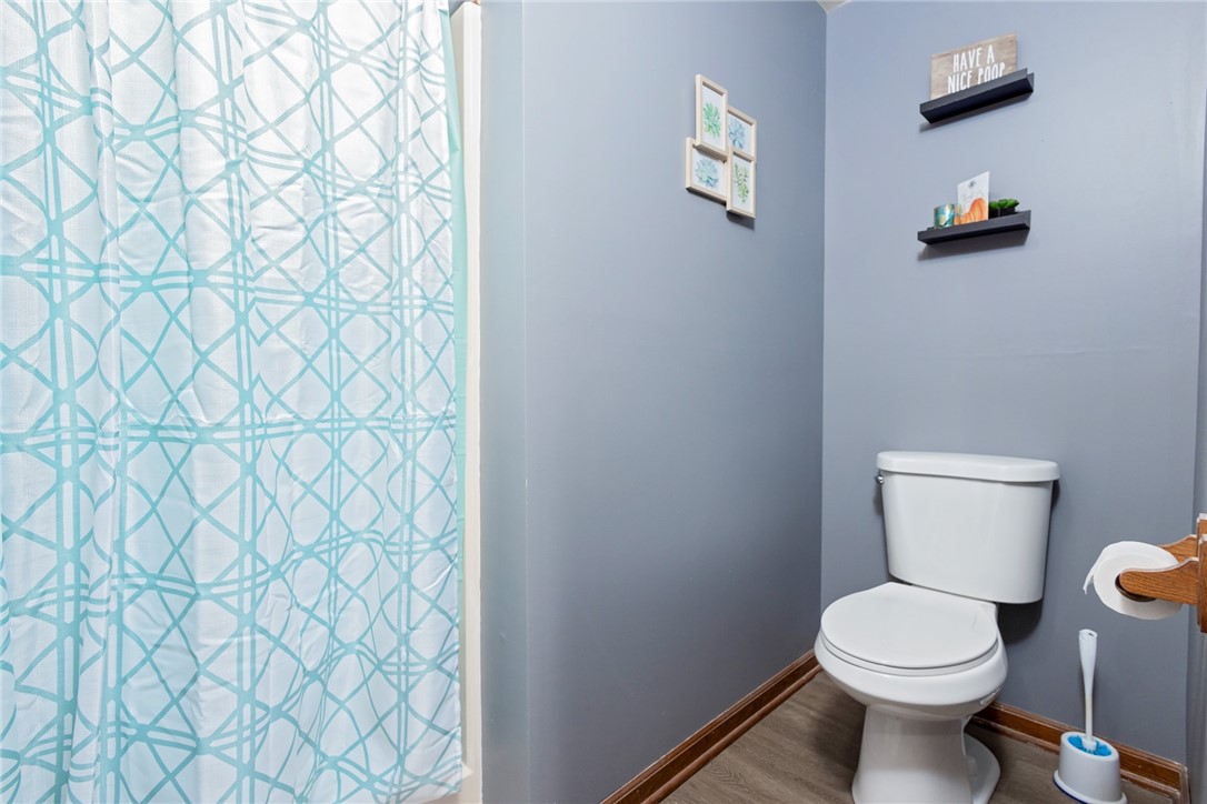 408 McIntyre Road Caledonia, NY 14423 - Photo 17 of 38 Master Bath