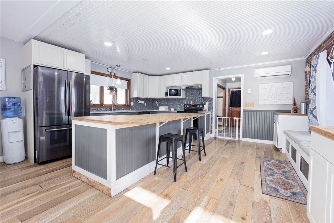 408 McIntyre Road Caledonia, NY 14423 - Photo 4 of 38