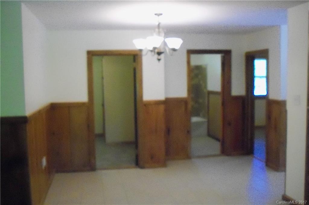 987 Max Thompson Road Canton, NC 28716 - Photo 11 of 24