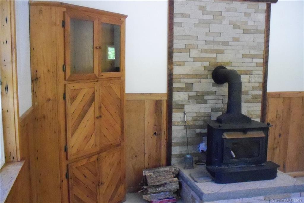 987 Max Thompson Road Canton, NC 28716 - Photo 22 of 24