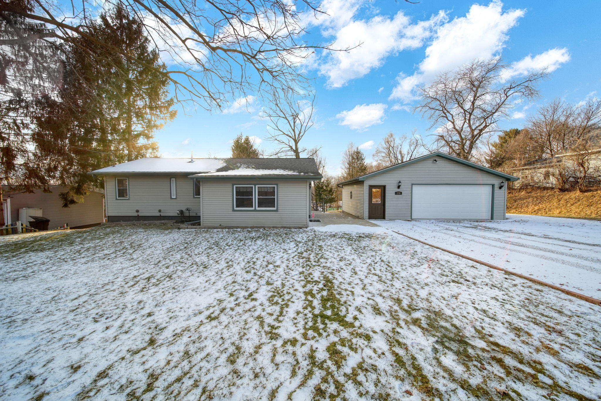 170 Maple Road Michigan Center, MI 49254 - Photo 1 of 30 2-web-or-mls-DSC01552_HDR