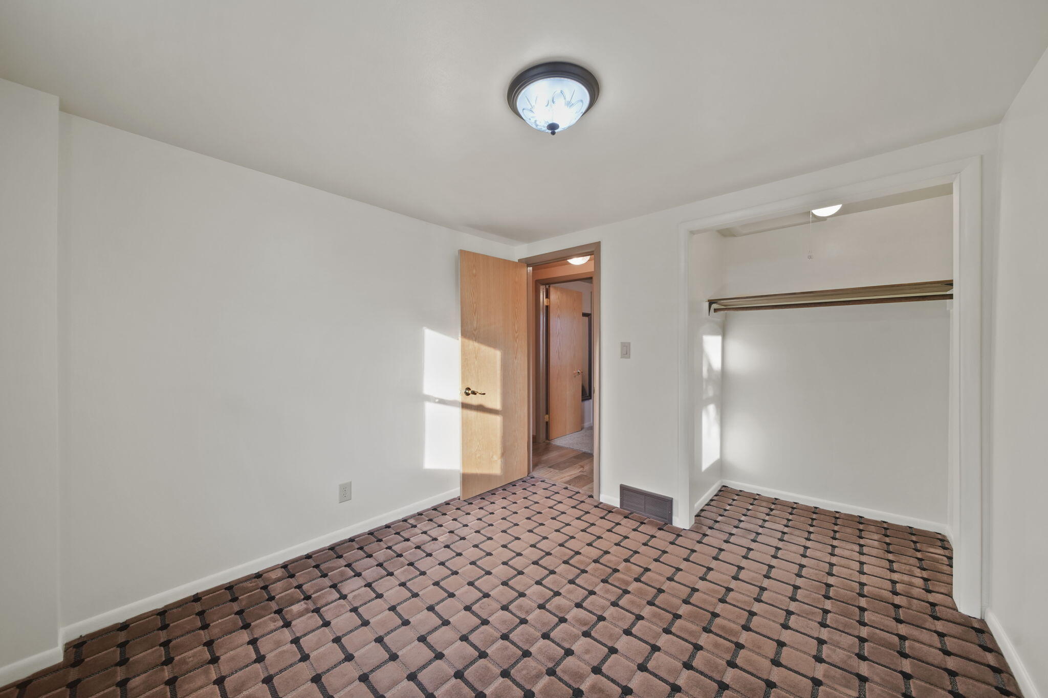 170 Maple Road Michigan Center, MI 49254 - Photo 11 of 30 20-web-or-mls-DSC01472