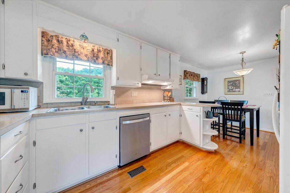 5920 Brahma Road Roanoke, VA 24018 - Photo 16 of 77 016-MIB08142