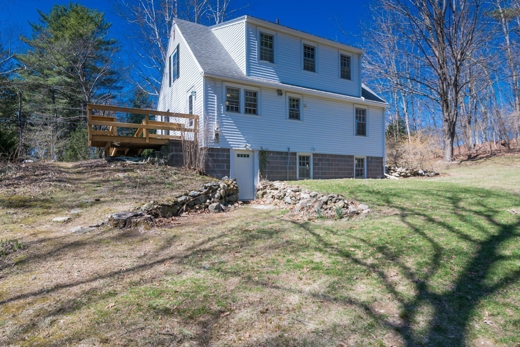 390 Shays Street Amherst, MA 01002 - Photo 34 of 37