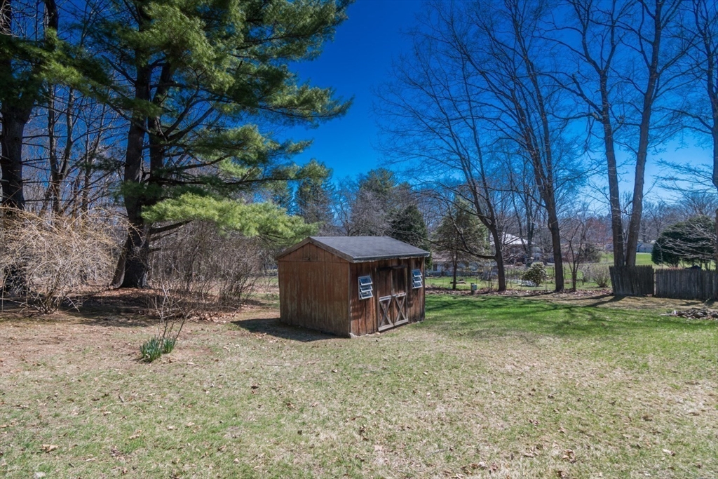 390 Shays Street Amherst, MA 01002 - Photo 37 of 37