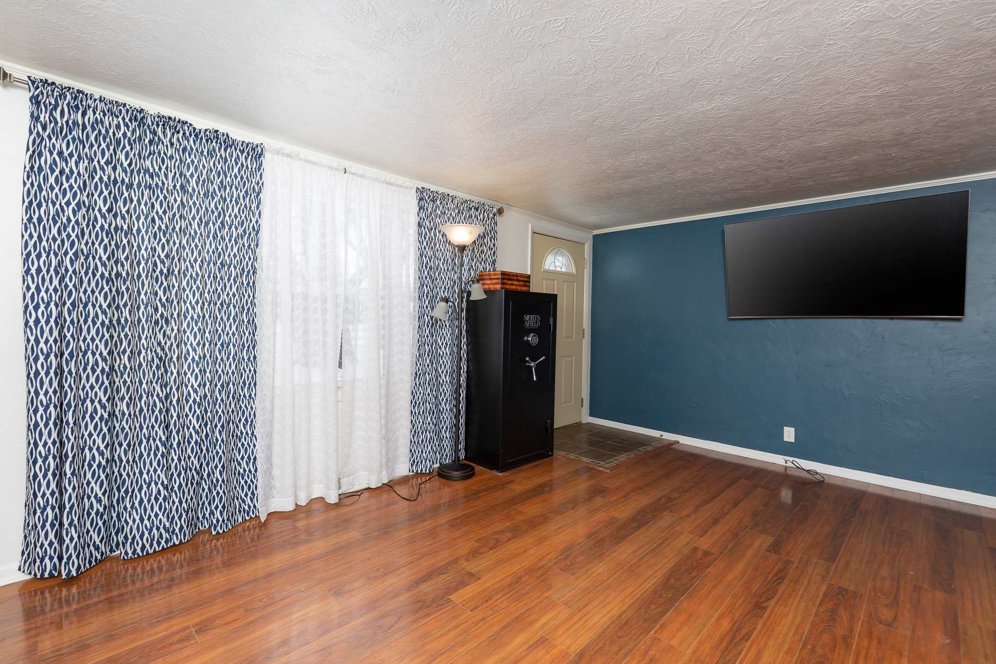 1610 Coyne Center Road Milan, IL 61264 - Photo 3 of 18 Gallery Image 3