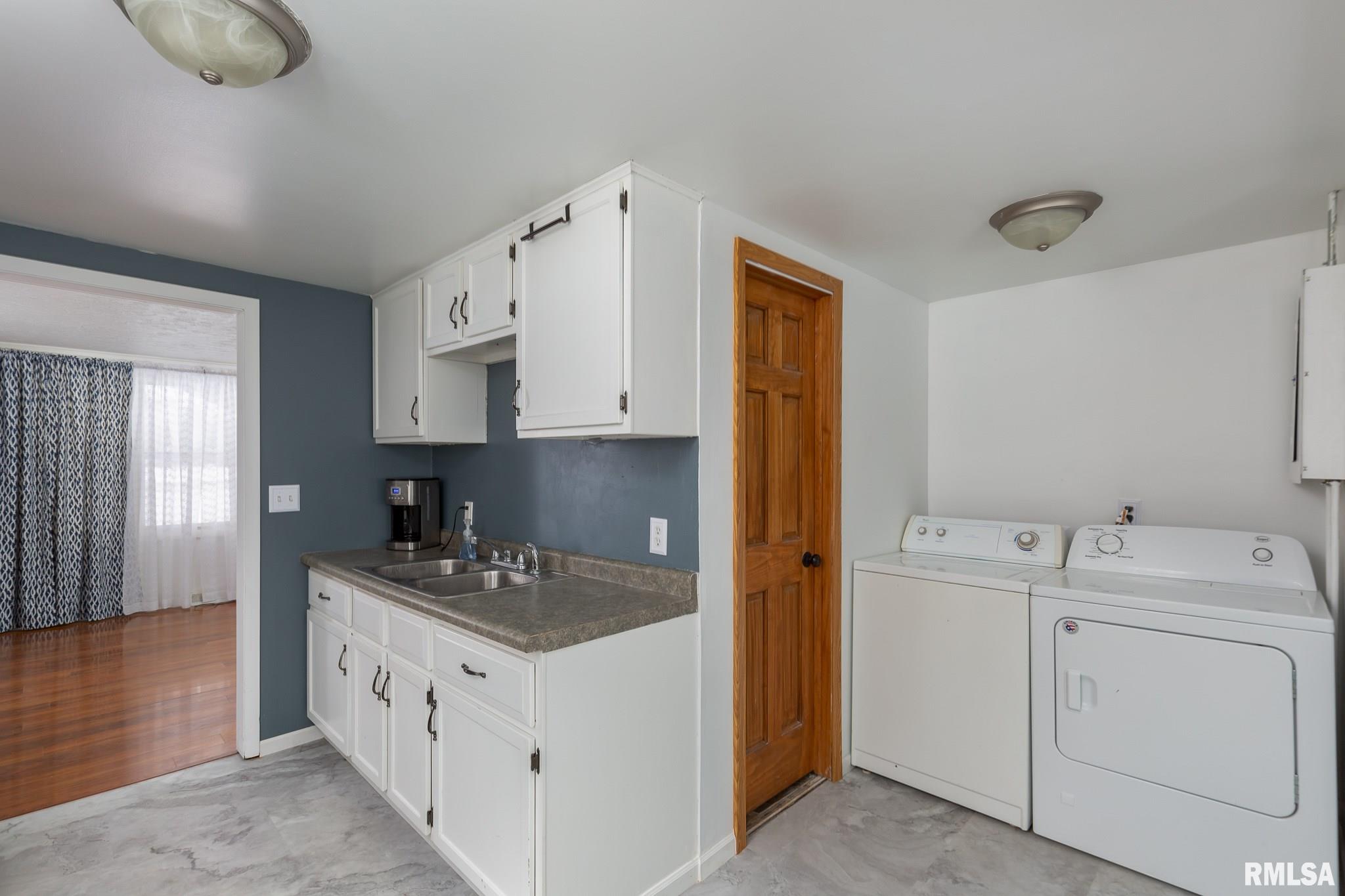 1610 Coyne Center Road Milan, IL 61264 - Photo 6 of 18 Gallery Image 6
