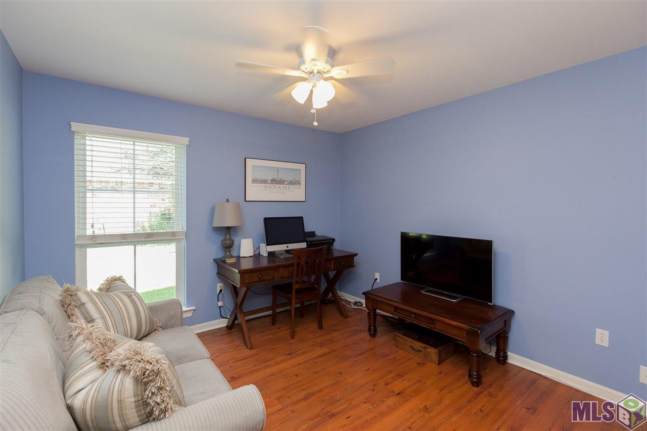 5350 Herridge Drive Baton Rouge, LA 70817 - Photo 17 of 35 Bedroom 3