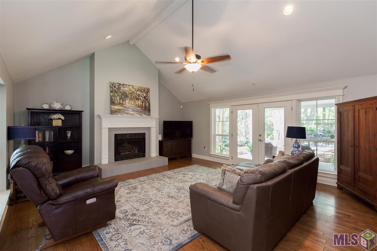 5350 Herridge Drive Baton Rouge, LA 70817 - Photo 4 of 35 Living Room