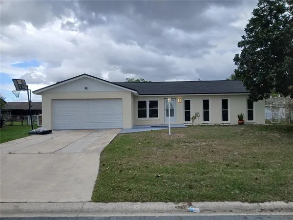 $2,350 | 181 Guaymas Drive, Kissimmee, FL 34743