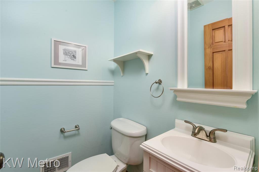 550 May Road Rochester Hills, MI 48307 - Photo 23 of 28