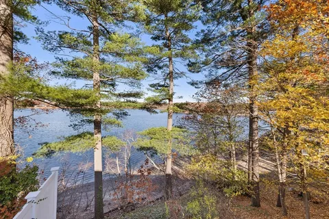 $929,000 | 3 Suntaug Street, Lynnfield, MA 01940