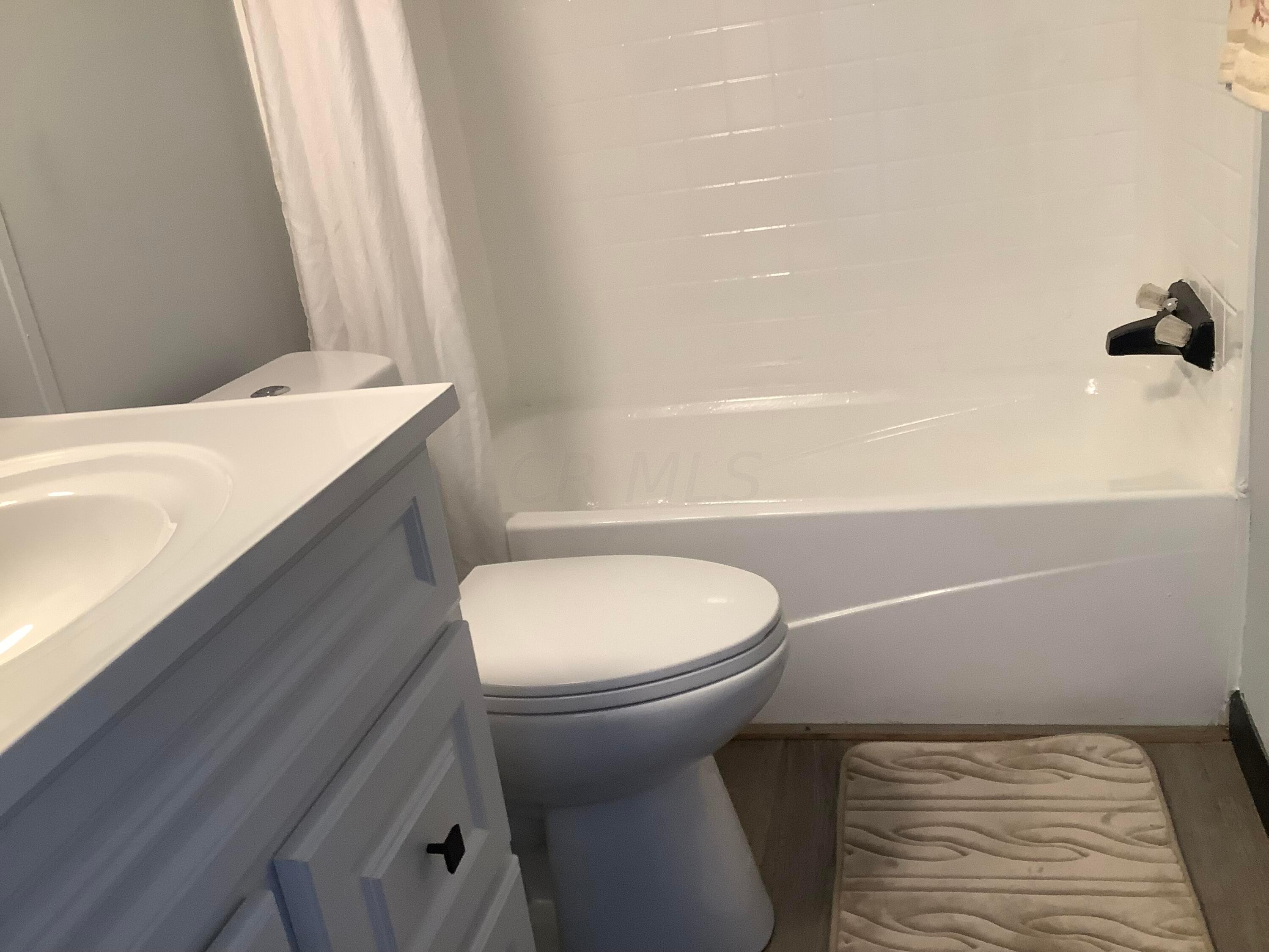 8565 Smith-Calhoun Road, Unit 122 Plain City, OH 43064 - Photo 21 of 30 IMG_4367