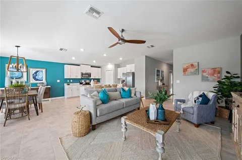 $399,999 | 4204 Via Rapallo Way, North Fort Myers, FL 33917