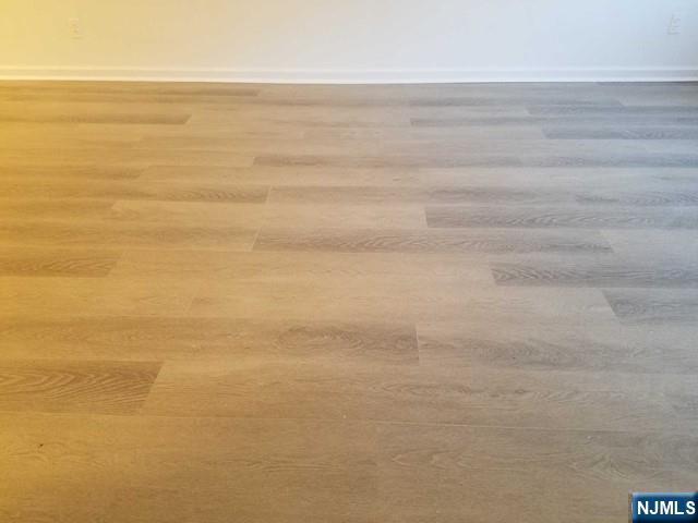 2160 Center Avenue, Unit 2U Fort Lee, NJ 07024 - Photo 19 of 30