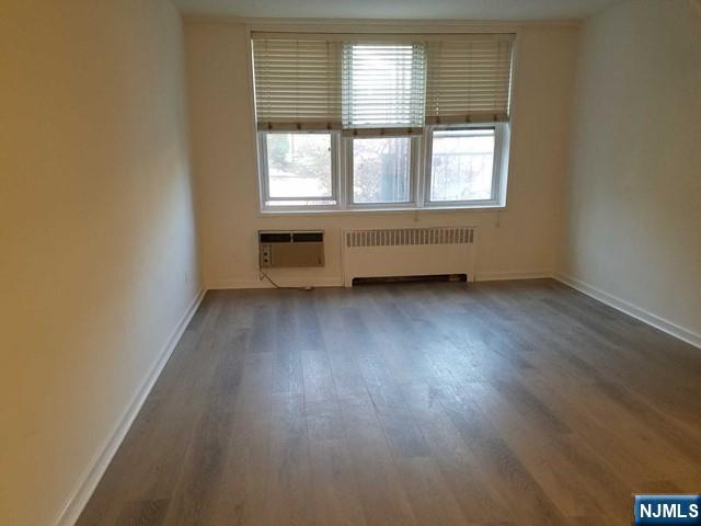 2160 Center Avenue, Unit 2U Fort Lee, NJ 07024 - Photo 21 of 30