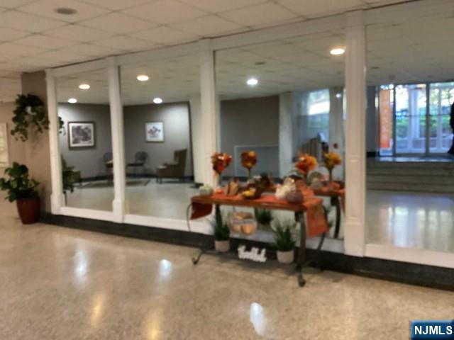 2160 Center Avenue, Unit 2U Fort Lee, NJ 07024 - Photo 4 of 30