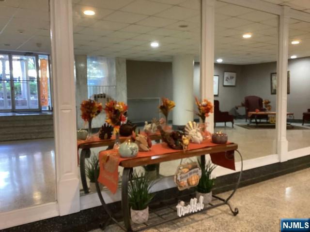 2160 Center Avenue, Unit 2U Fort Lee, NJ 07024 - Photo 5 of 30