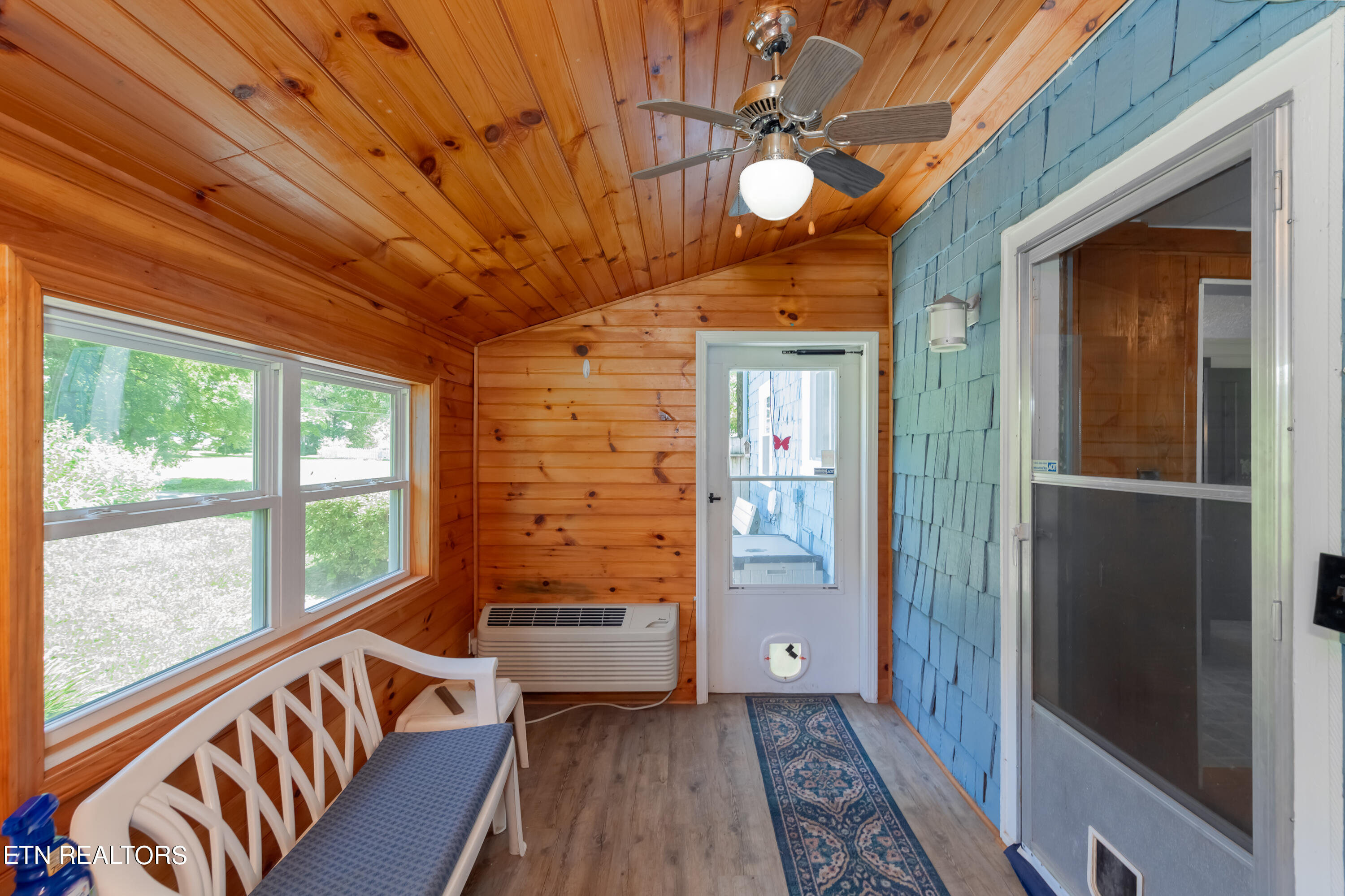 147 Orchard Road Norris, TN 37828 - Photo 22 of 41 HOB_2204-Edit