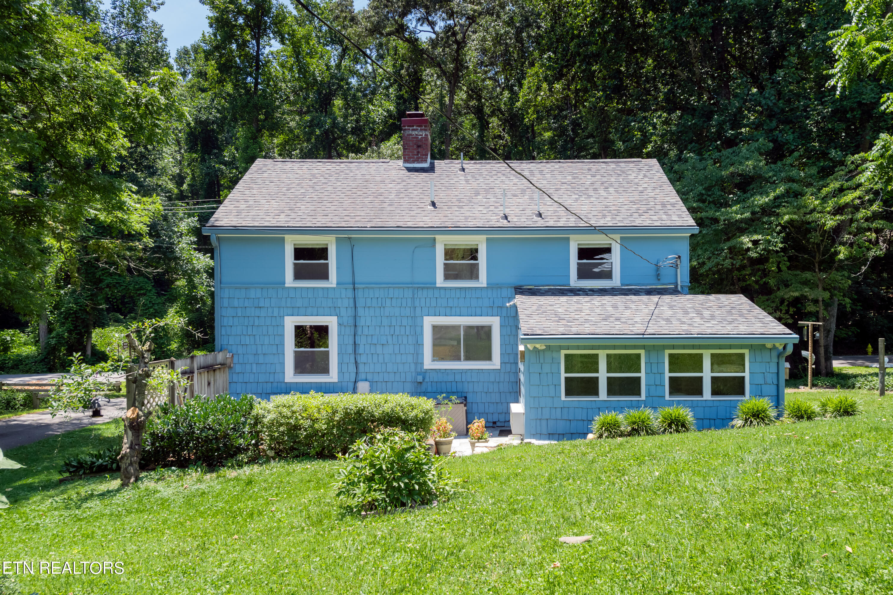147 Orchard Road Norris, TN 37828 - Photo 6 of 41 HOB_2163-Edit