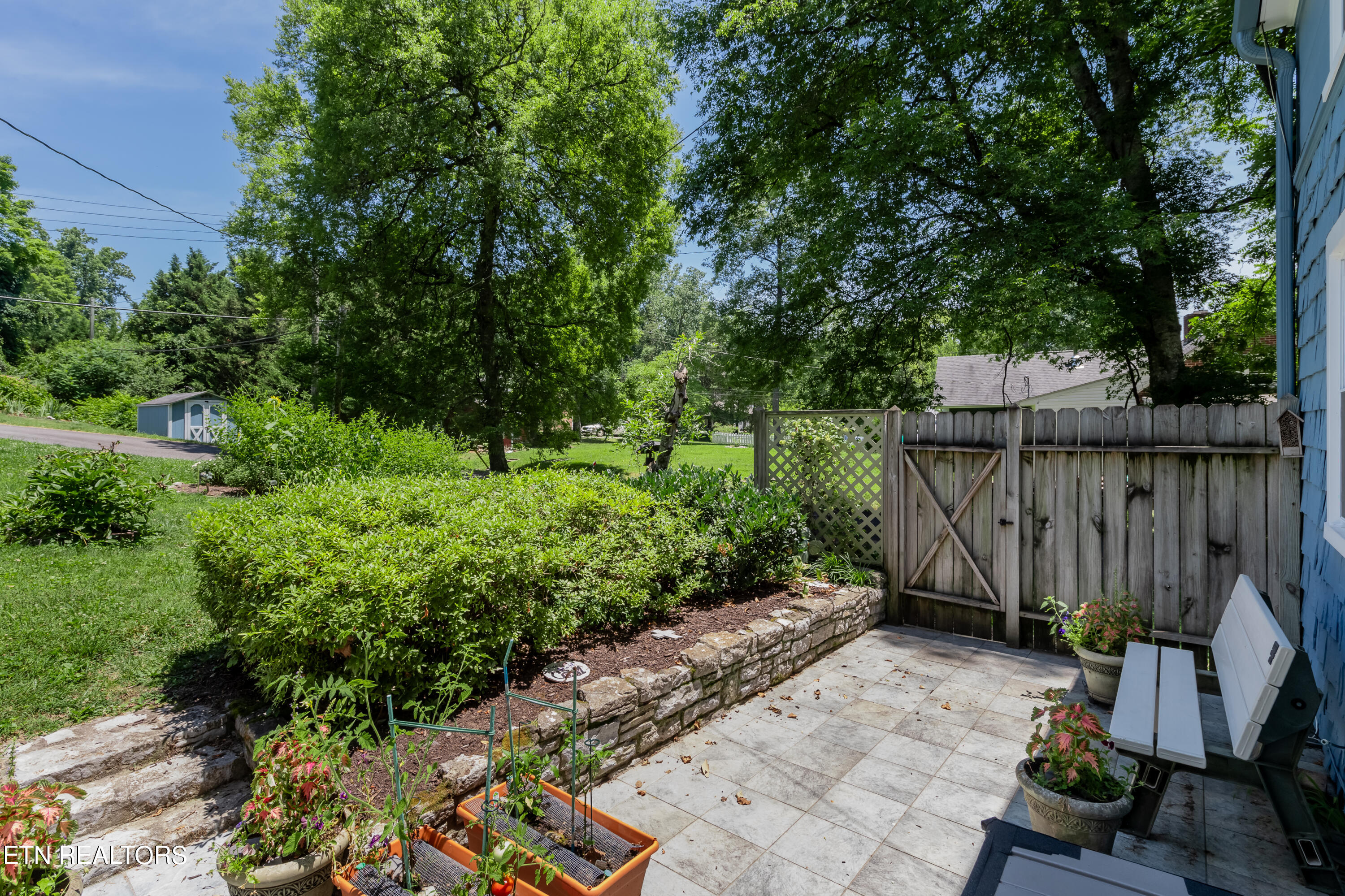 147 Orchard Road Norris, TN 37828 - Photo 8 of 41 HOB_2178