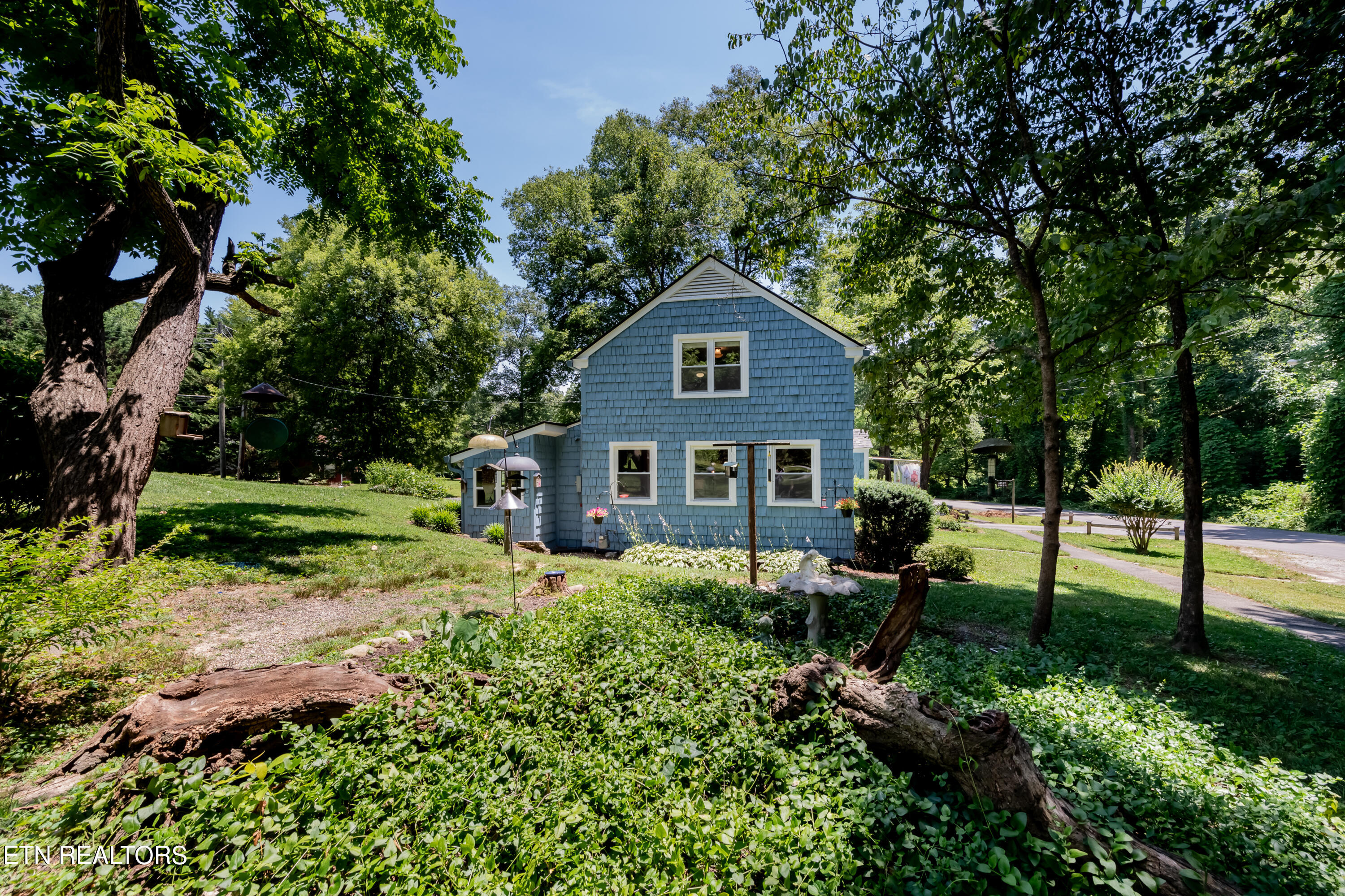 147 Orchard Road Norris, TN 37828 - Photo 10 of 41 HOB_2185