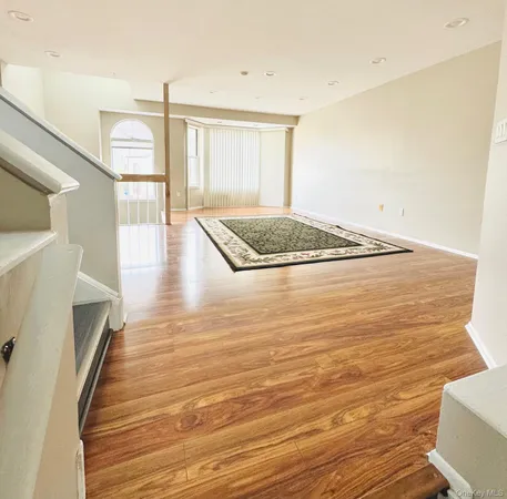 $489,000 | 13 Nottingham Court, Nanuet, NY 10954