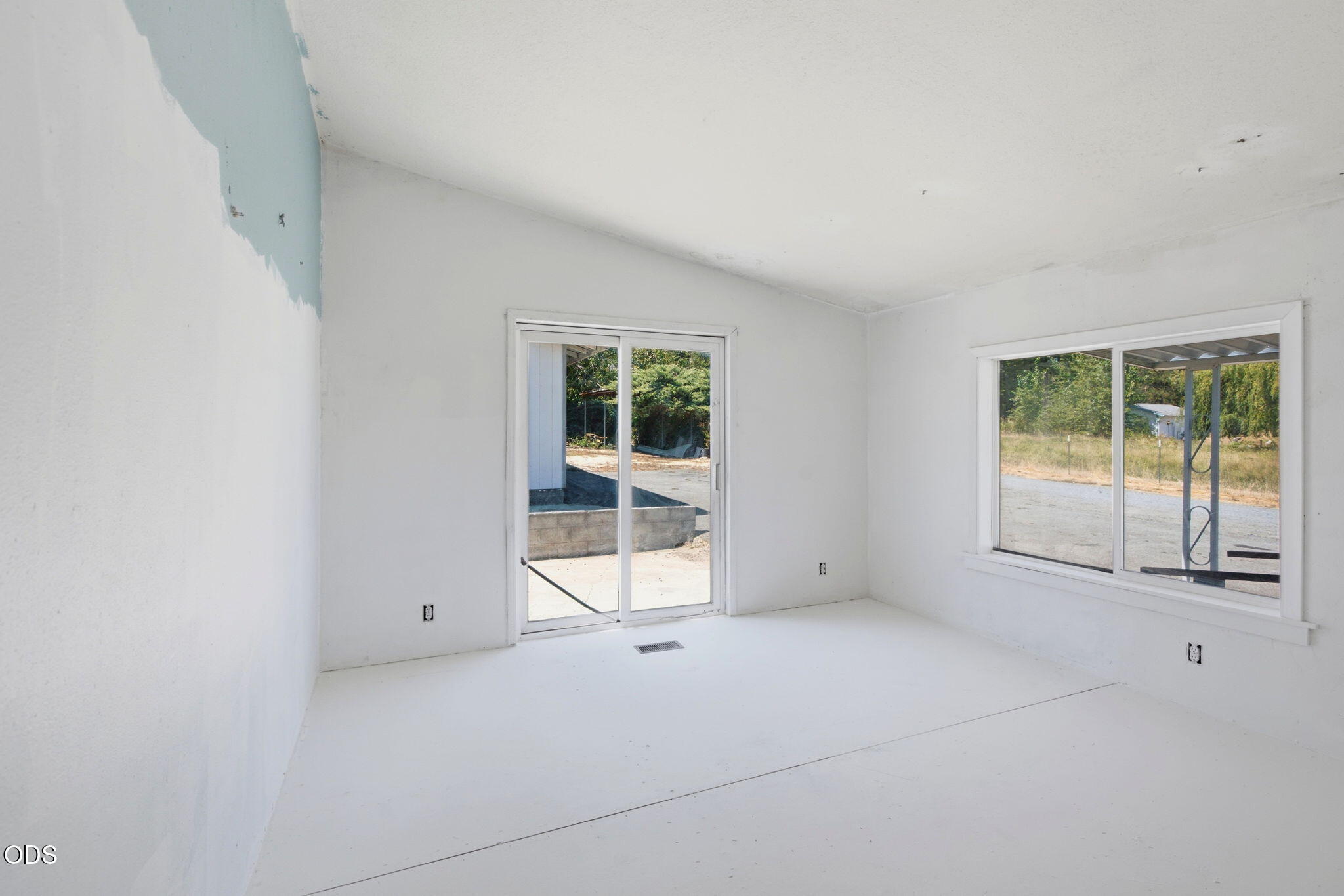 2322 Southwest Allen Creek Road Grants Pass, OR 97527 - Photo 52 of 74 Gallery Image 52