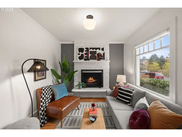 $499,900 | 7024 North Congress Avenue, Portland, OR 97217