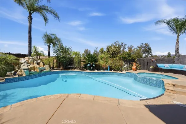 $1,099,000 | 12184 Knoll Crest Place, Lakeside, CA 92040