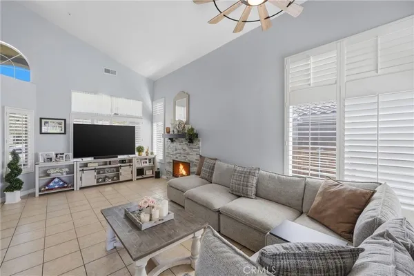 $1,099,000 | 12184 Knoll Crest Place, Lakeside, CA 92040