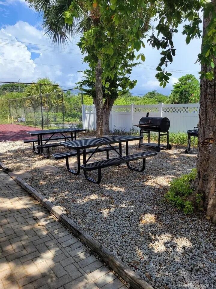 470 Northwest 20th Street, Unit 1040 Boca Raton, FL 33431 - Photo 2 of 20 Apt-pic-23