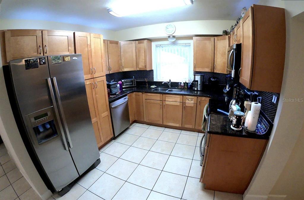 1316 Grayson Drive Orlando, FL 32825 - Photo 7 of 32