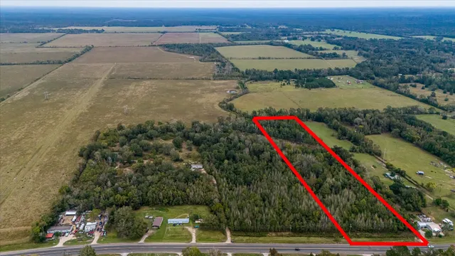 an aerial view of a houses