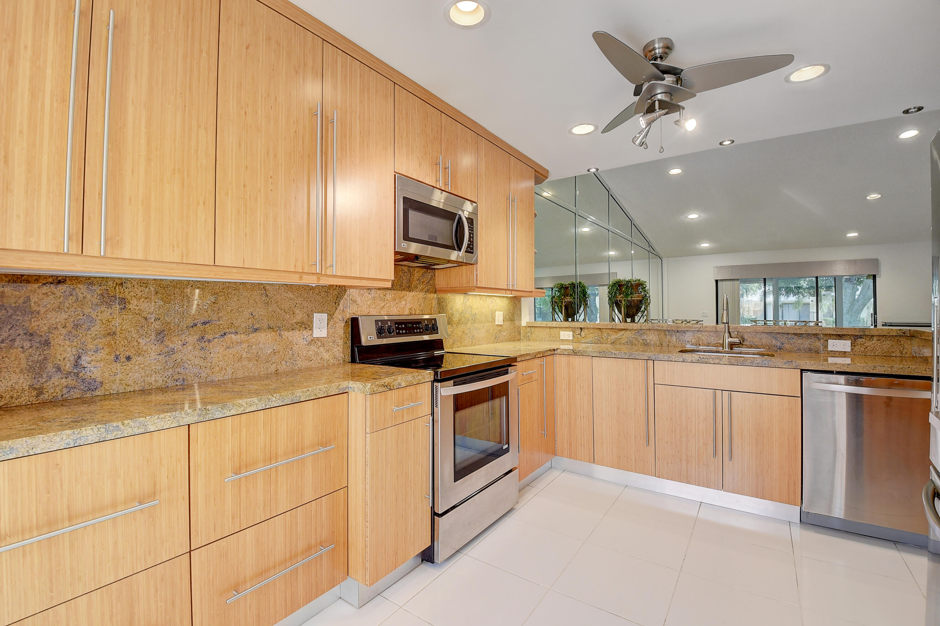 10952 Lake Front Place Boca Raton, FL 33498 - Photo 14 of 42 14_dsc_9447_48_49_50_51