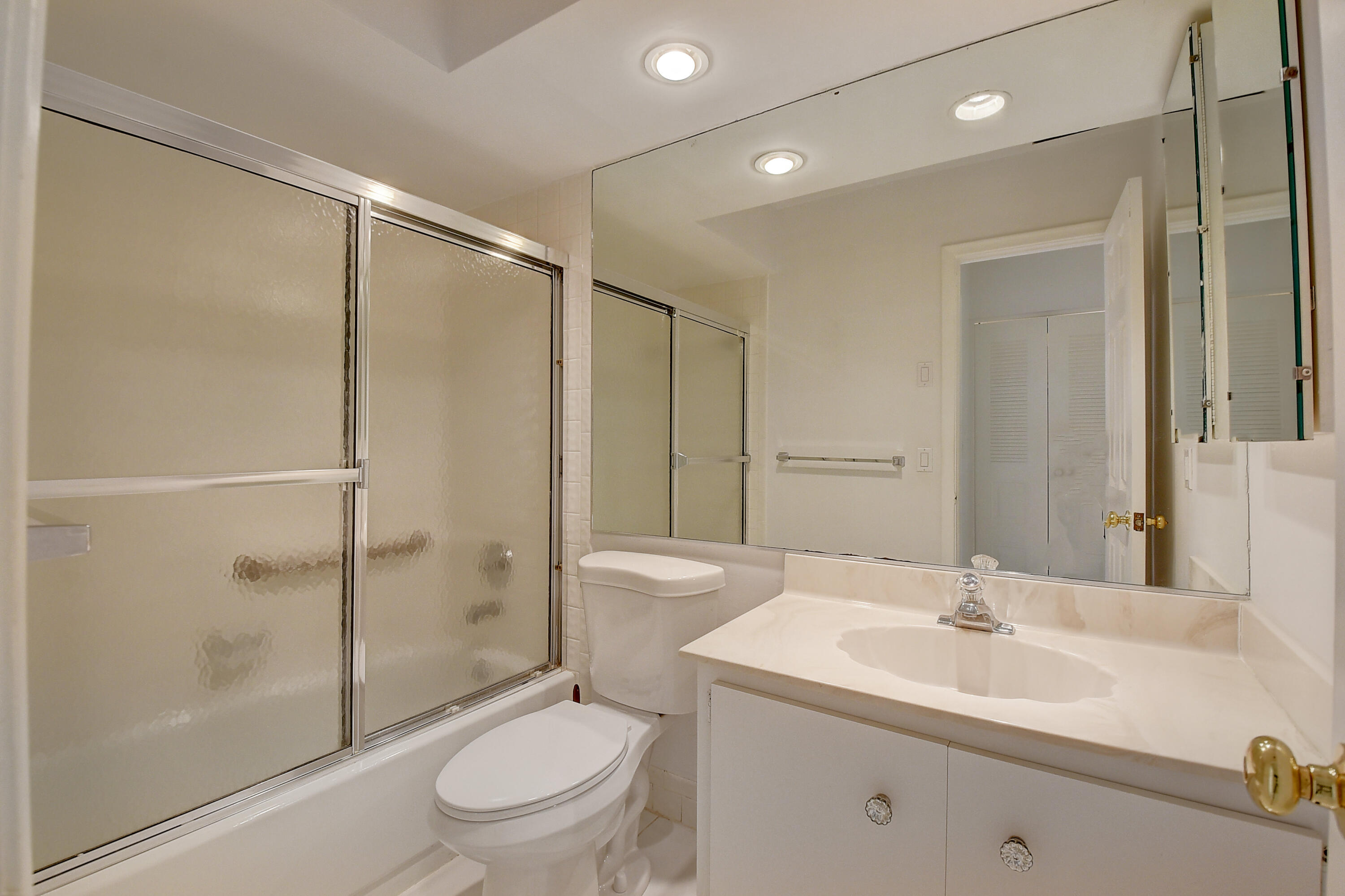 10952 Lake Front Place Boca Raton, FL 33498 - Photo 21 of 42 21_dsc_9487_88_89_90_91